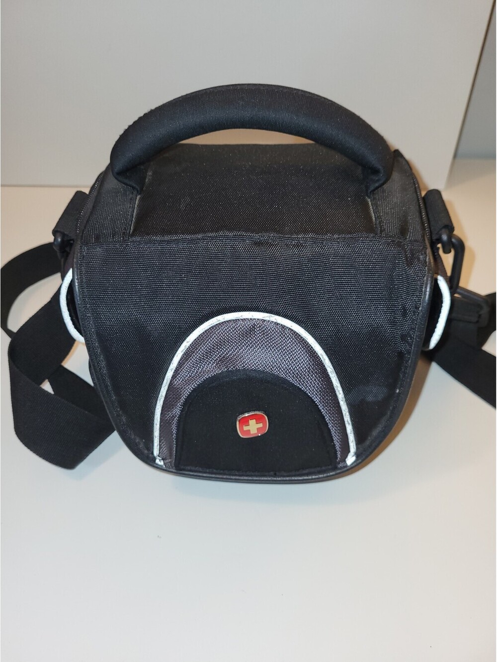 SwissGear Crossbody Shoulder Bag Black Gray Travel Organizer Multi Pocket
